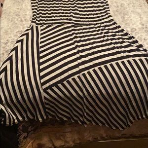 Sz large asymmetrical black/white striped dress